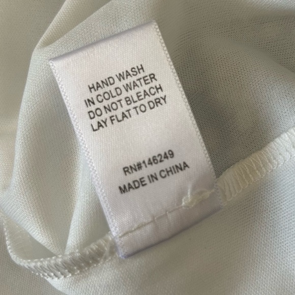 NWT, Aakaa Women’s Low Back Cami Strap Floral Print Blue & White Mini Dress, Med - Picture 6 of 6